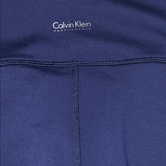 Calvin Klein Performance Wear - Picture 4 of 5